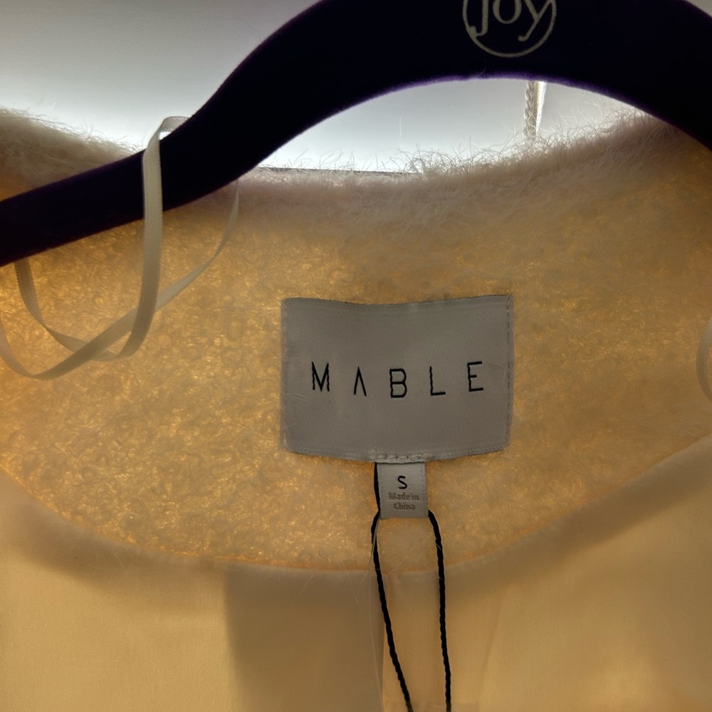 Soft Cream Jacket - Picture 3 of 3